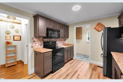 416 W Belvue Road, Greenville, SC 29609 - Photo 11
