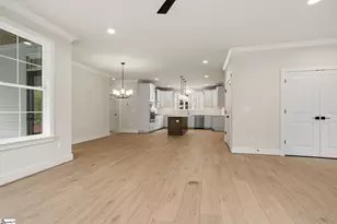 8 Mercy Dr, Greenville, SC 29607 - Photo 9