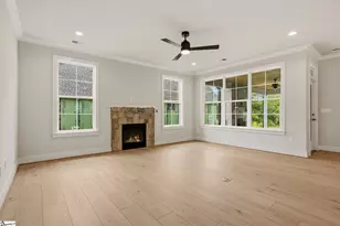 8 Mercy Dr, Greenville, SC 29607 - Photo 7