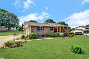 205 Oxmoor Dr, Anderson, SC 29625 - Photo 3