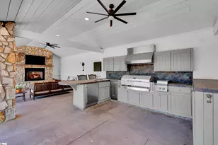 2383 Roper Mountain Rd, Simpsonville, SC 29681 - Photo 37