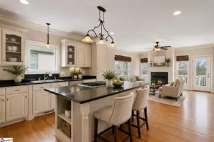 21 Kershaw Ct, Greenville, SC 29607 - Photo 15