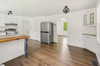 7 Alberta Avenue, Greenville, SC 29617 - Photo 9