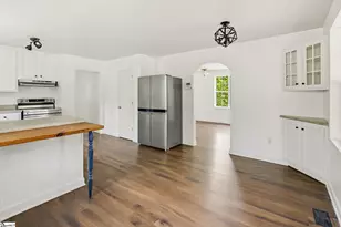7 Alberta Ave, Greenville, SC 29617 - Photo 9