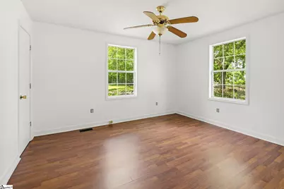7 Alberta Avenue, Greenville, SC 29617 - Photo 13