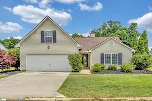 4 Raleigh Ct, Simpsonville, SC 29681 - Photo 1
