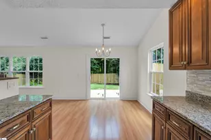 4 Raleigh Ct, Simpsonville, SC 29681 - Photo 9