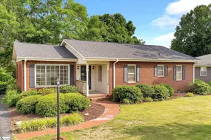 206 Hillside Dr, Greer, SC 29651 - Photo 1