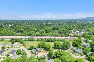 410 Gower St, Greenville, SC 29611 - Photo 25