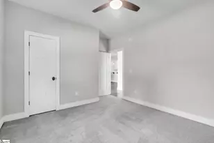 410 Gower St, Greenville, SC 29611 - Photo 13