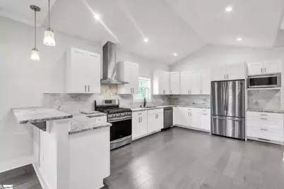 410 Gower Street, Greenville, SC 29611 - Photo 7
