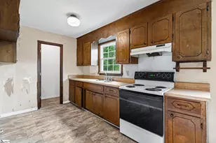 1033 Southfield St, Inman, SC 29349 - Photo 11