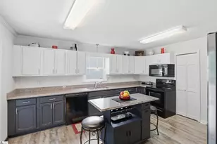 119 Gail Dr, Mauldin, SC 29662 - Photo 5