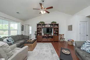 109 Parvin Ct, Greenville, SC 29607 - Photo 7