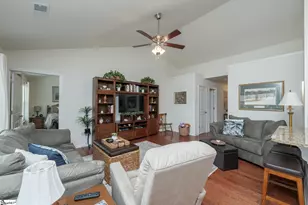 109 Parvin Ct, Greenville, SC 29607 - Photo 9