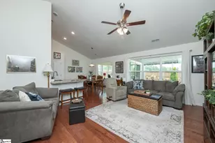 109 Parvin Ct, Greenville, SC 29607 - Photo 7
