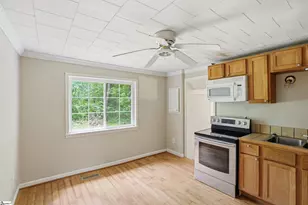 231 Ford Ln, Landrum, SC 29356 - Photo 5