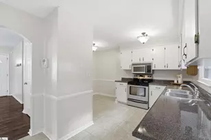 1045 Knollwood Acres Rd, Boiling Springs, SC 29316 - Photo 7