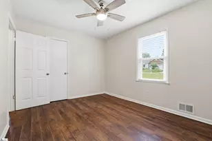 1045 Knollwood Acres Rd, Boiling Springs, SC 29316 - Photo 21