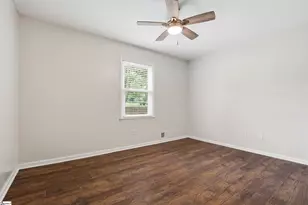 1045 Knollwood Acres Rd, Boiling Springs, SC 29316 - Photo 19