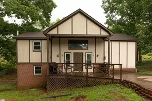 10 Danbury Ln, Mauldin, SC 29662 - Photo 3