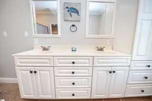 450 Meadow Rd, Inman, SC 29349 - Photo 9
