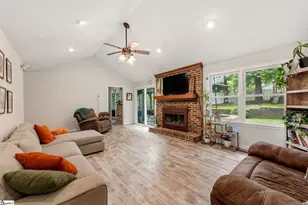 159 Plantation Dr, Easley, SC 29642 - Photo 11