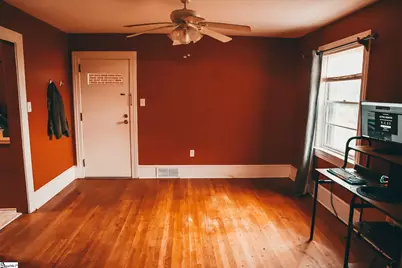 109 S Greenwood Avenue, Ware Shoals, SC 29692 - Photo 9