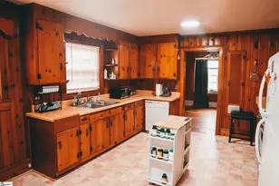 109 S Greenwood Ave, Ware Shoals, SC 29692 - Photo 3