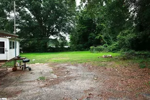 109 S Greenwood Ave, Ware Shoals, SC 29692 - Photo 41