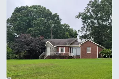 109 S Greenwood Avenue, Ware Shoals, SC 29692 - Photo 9