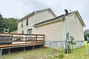 588 Douglas Rd, Gray Court, SC 29645 - Photo 3
