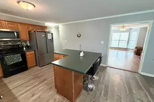 588 Douglas Rd, Gray Court, SC 29645 - Photo 9