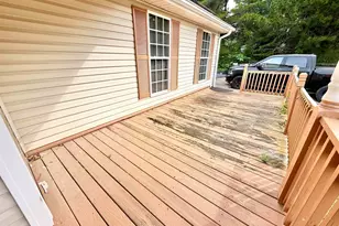 588 Douglas Rd, Gray Court, SC 29645 - Photo 5