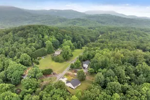 800 Glassy Rd, Landrum, SC 29356 - Photo 31