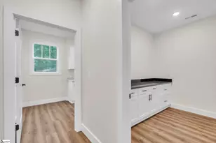 800 Glassy Rd, Landrum, SC 29356 - Photo 11