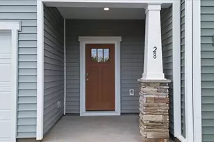 28 Shoemaker Rd, Greenville, SC 29617 - Photo 3