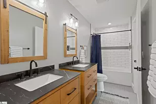 6850 Mountain View Rd, Taylors, SC 28687 - Photo 37
