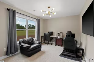 6850 Mountain View Rd, Taylors, SC 28687 - Photo 35
