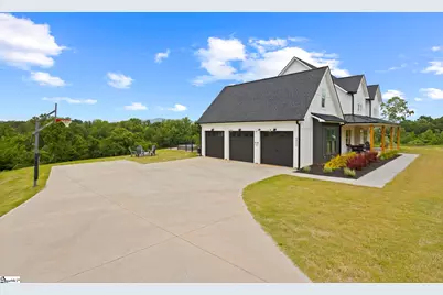 6850 Mountain View Road, Taylors, SC 28687 - Photo 7
