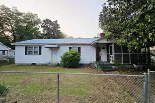 905 Ashe St, Bennettsville, SC 29512 - Photo 3