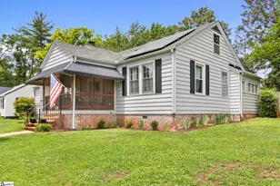 102 North St, Taylors, SC 29687 - Photo 1