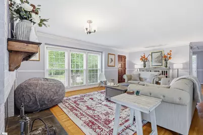 17 Inglewood Drive, Greenville, SC 29609 - Photo 7