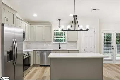 2222 Wright Drive, Greer, SC 29651 - Photo 9
