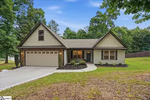 2222 Wright Dr, Greer, SC 29651 - Photo 1