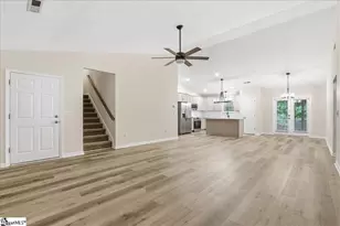 2222 Wright Dr, Greer, SC 29651 - Photo 5