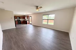 719 Cannonsburg Dr, Duncan, SC 29334 - Photo 3