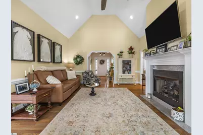 379 Shallowford Drive, Boiling Springs, SC 29316 - Photo 9