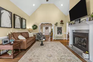 379 Shallowford Dr, Boiling Springs, SC 29316 - Photo 9
