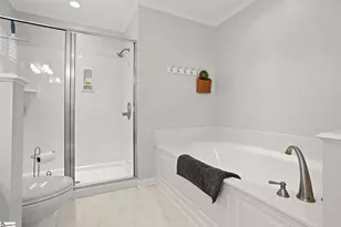805 E Silverleaf St, Greer, SC 29650 - Photo 21